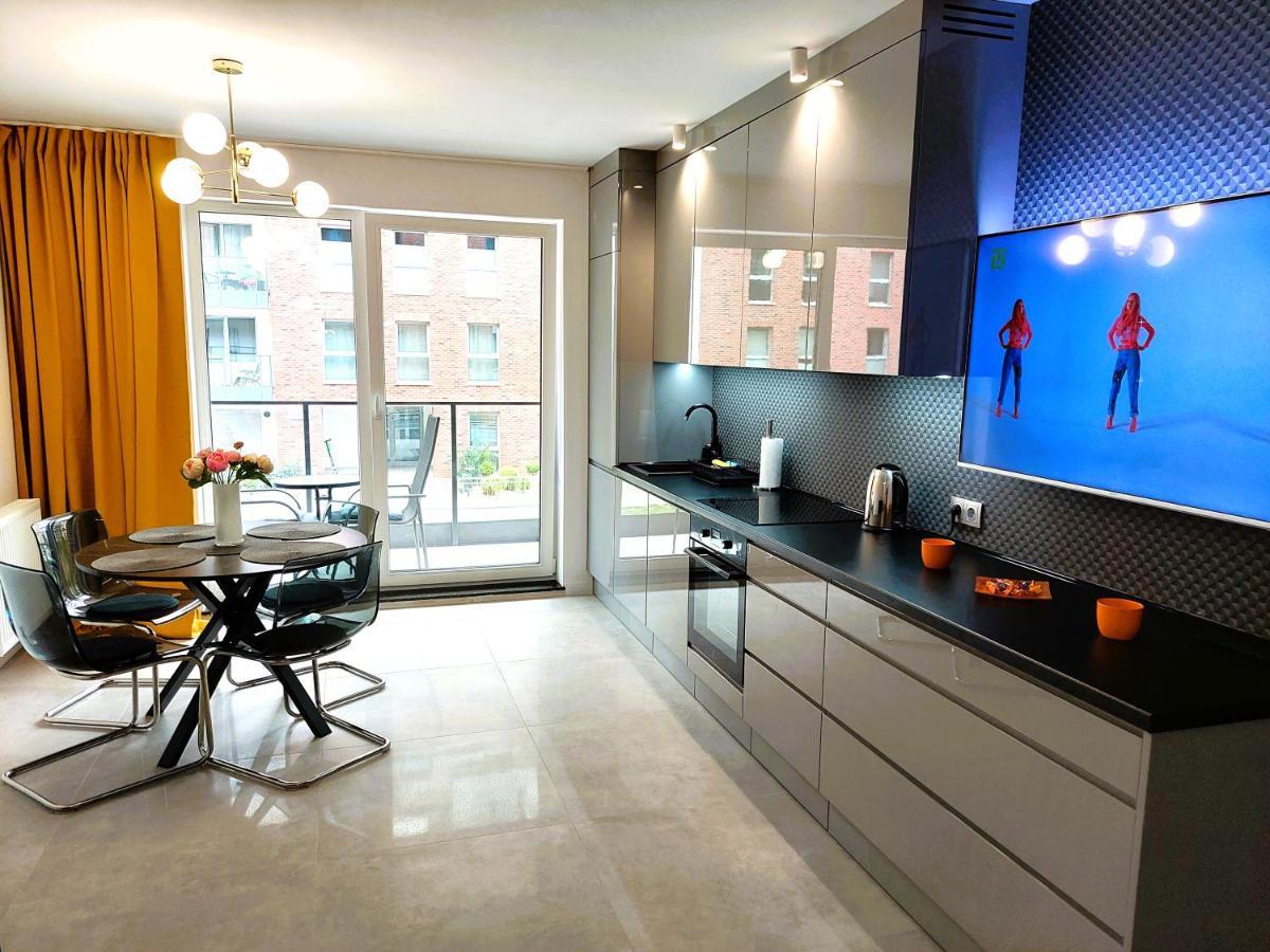 Mak Apartment Grobla - Free Parking - 3 Rooms 그단스크 외부 사진